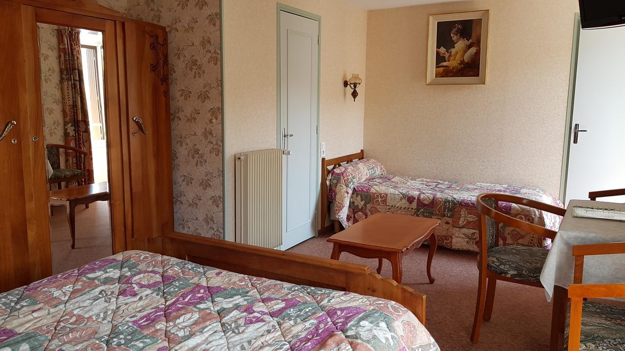 Hôtel du Lion d'Or Entraygues-sur-Truyère Quarto foto